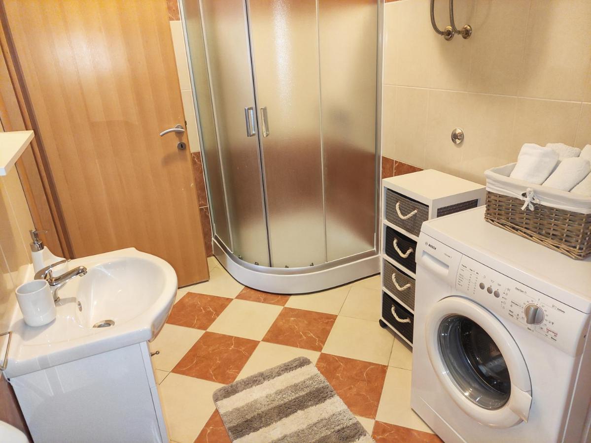Apartmani Rina Donja Jagodnja エクステリア 写真
