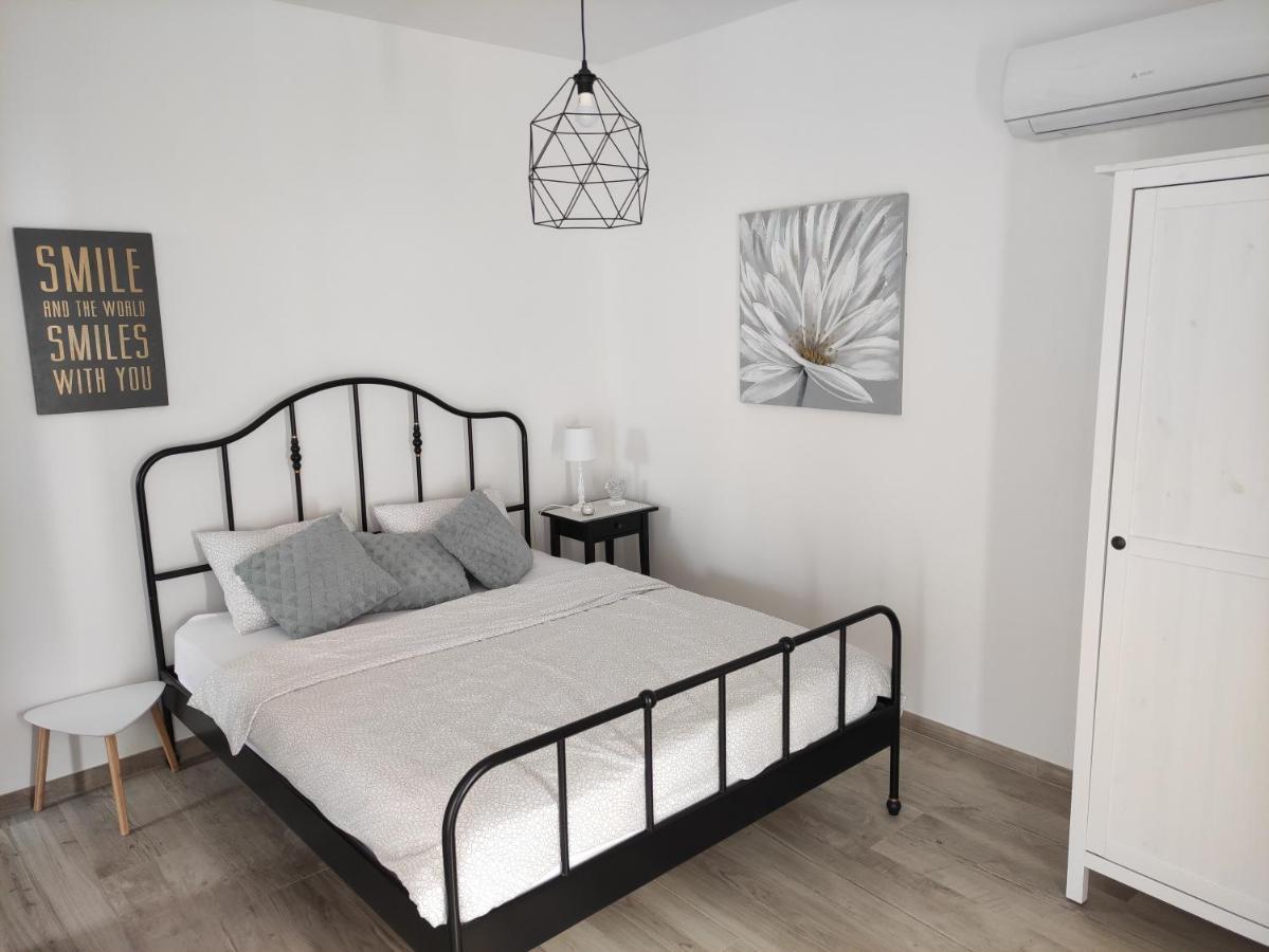 Apartmani Rina Donja Jagodnja エクステリア 写真